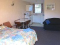Midway Motel Oamaru 1 bedroom 2 queen beds accommodation
